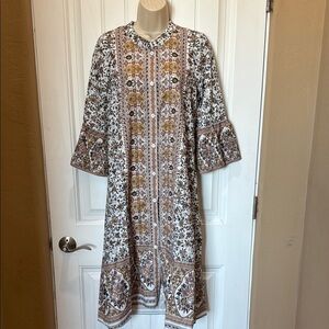 Women’s lightweight multicolored maxi dress. Size small. Never worn. With tags.